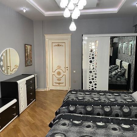 Park Azure Louvre Apartment Bakü Dış mekan fotoğraf