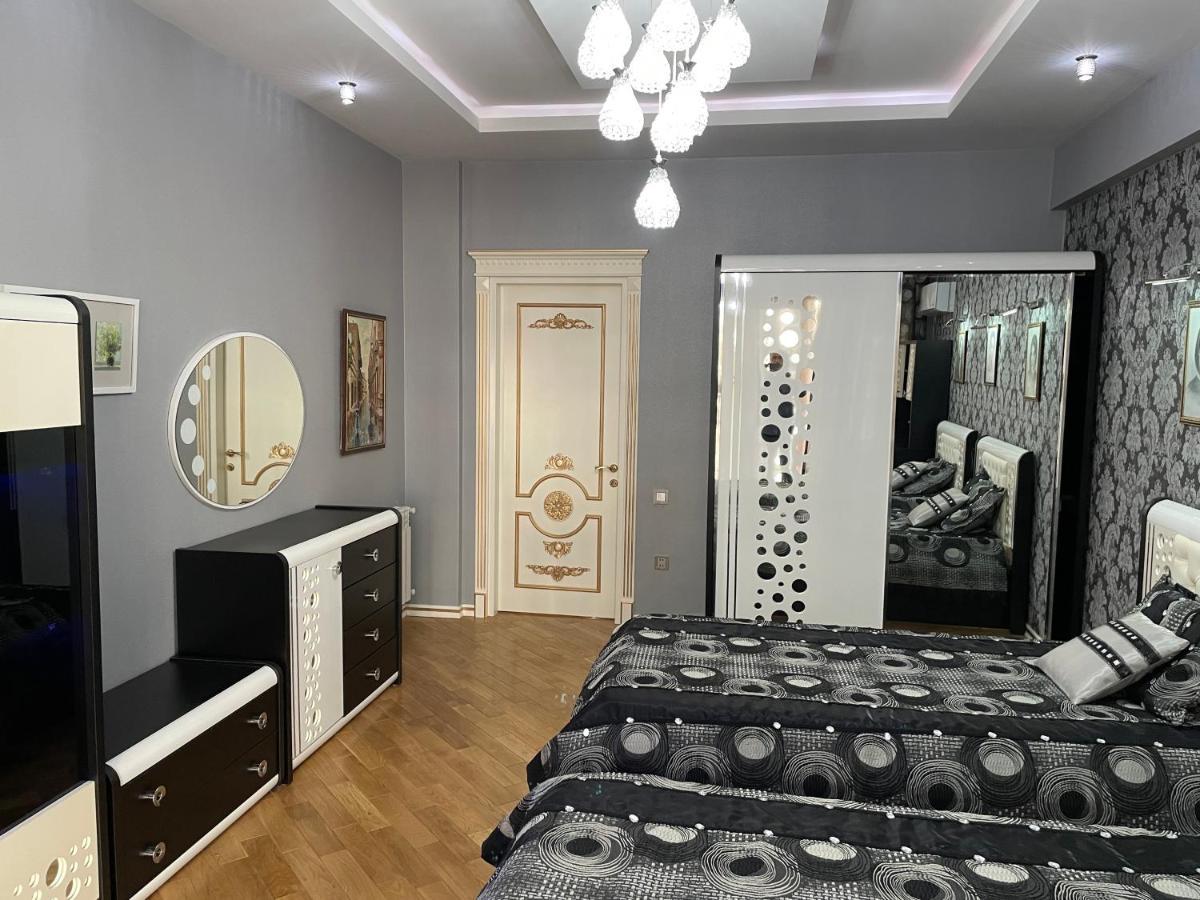 Park Azure Louvre Apartment Bakü Dış mekan fotoğraf