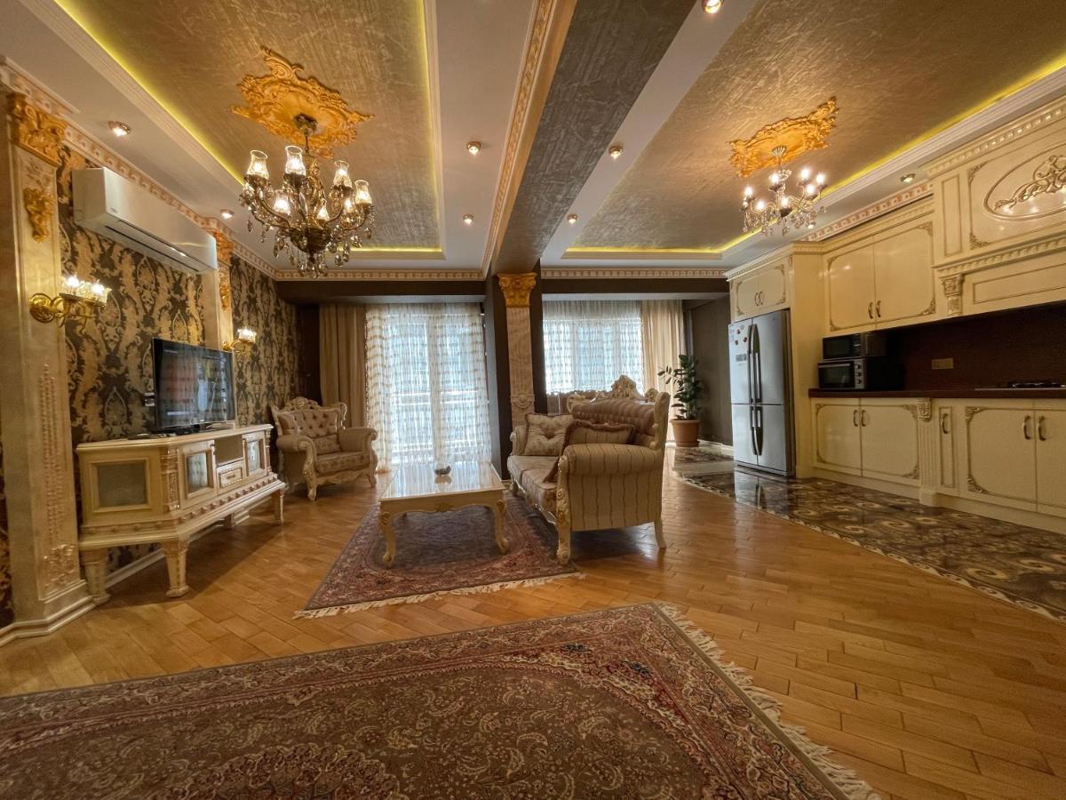 Park Azure Louvre Apartment Bakü Dış mekan fotoğraf