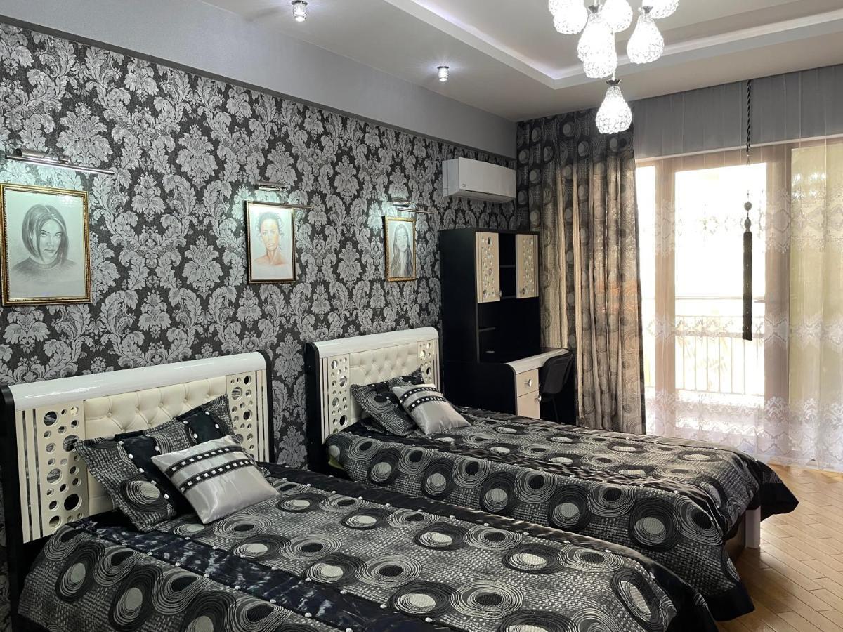 Park Azure Louvre Apartment Bakü Dış mekan fotoğraf