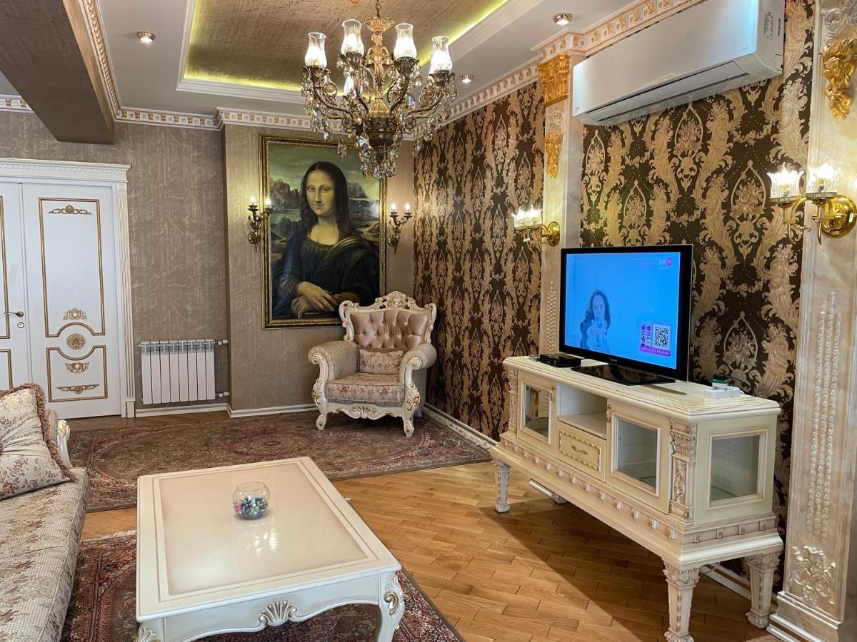 Park Azure Louvre Apartment Bakü Dış mekan fotoğraf